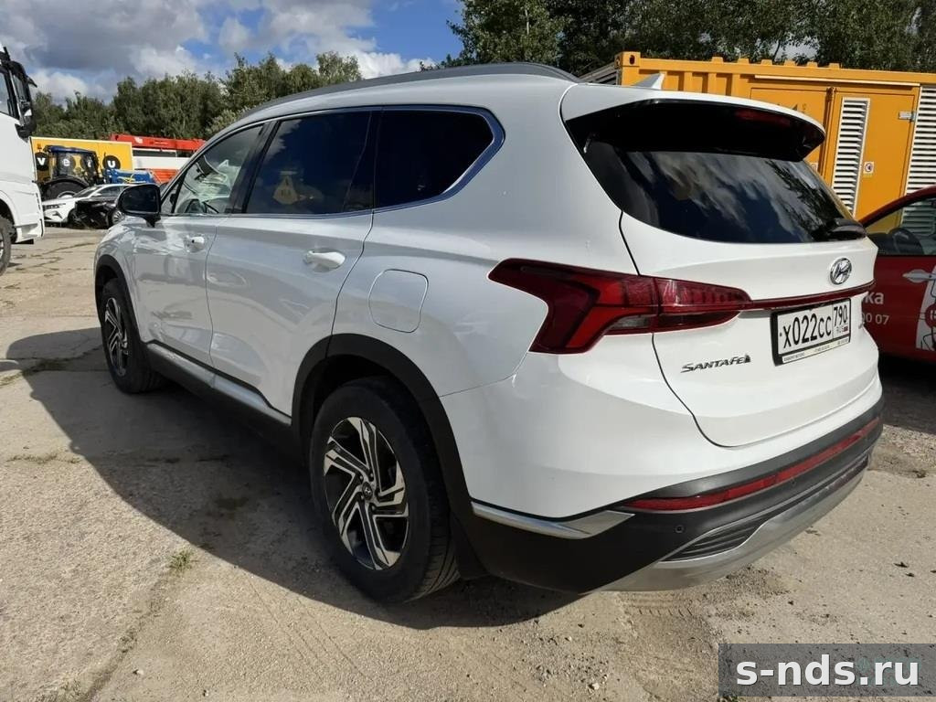 HYUNDAI Santa Fe 2022г.