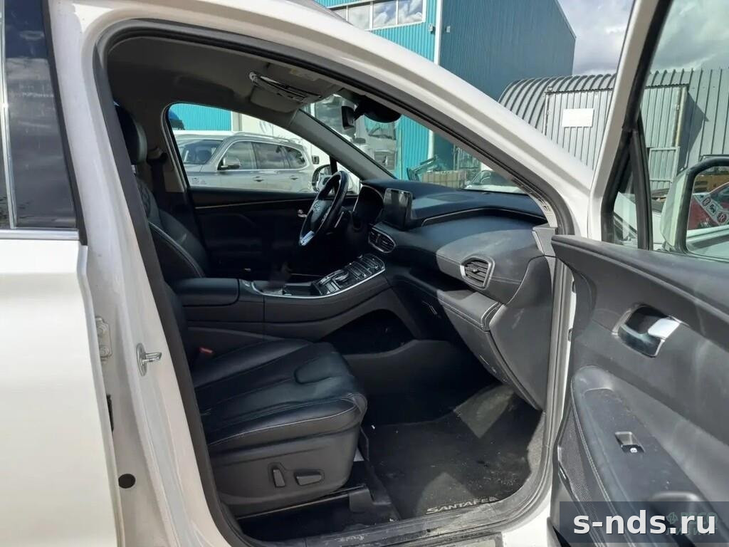 HYUNDAI Santa Fe 2022г.