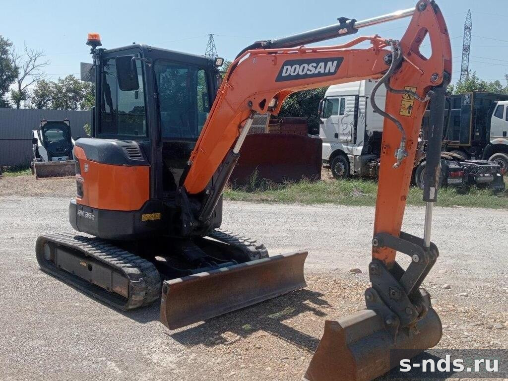 Мини-экскаватор DOOSAN DX35z-7M 2022г.