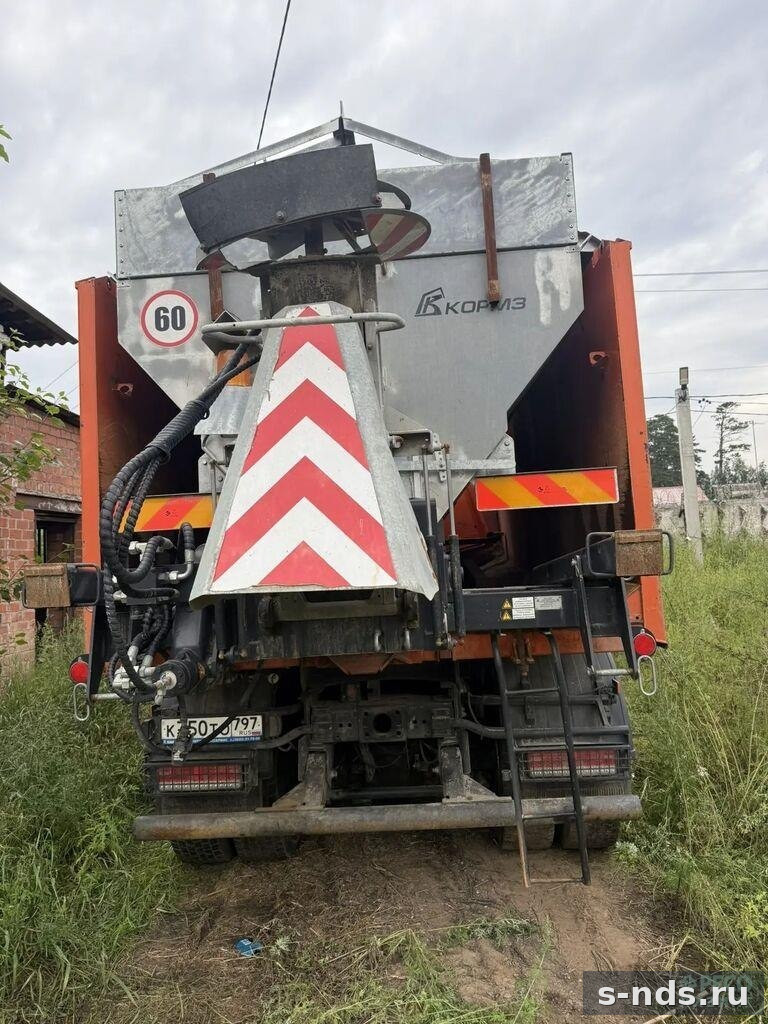 КДМ Грузовой на шасси 6х4 КАМАЗ-6520-49 (ДМК-55)