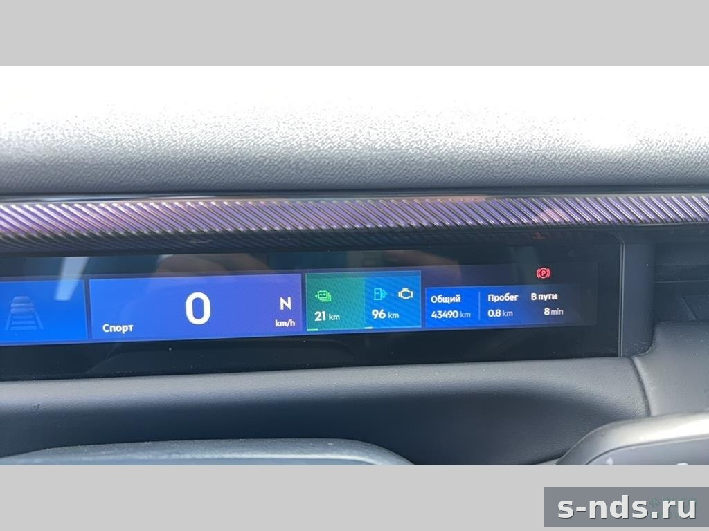 Гибрид LYNK&CO 900 ULTRA 2025г.