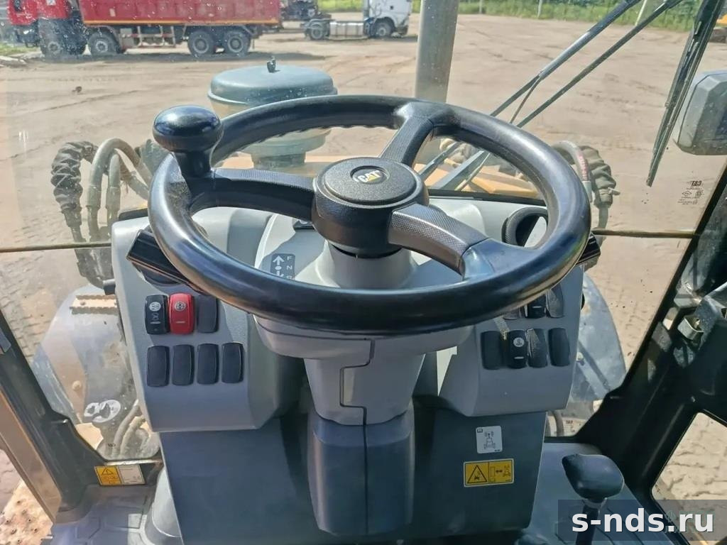 Экскаватор-погрузчик CATERPILLAR 426F2 2021г.