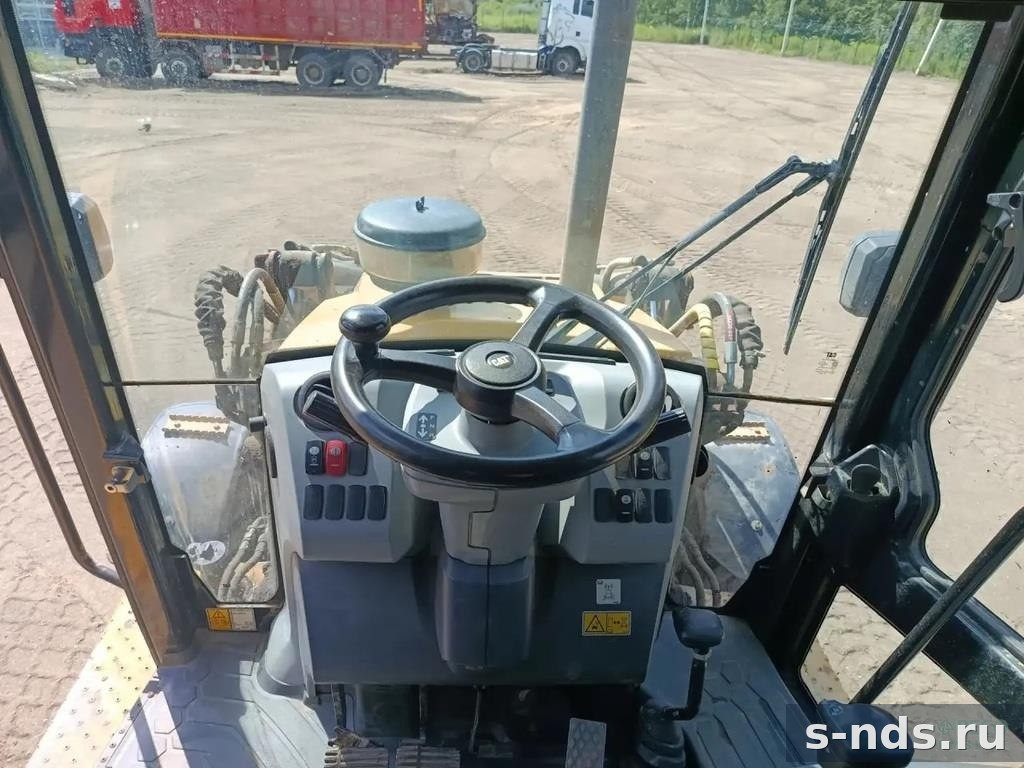 Экскаватор-погрузчик CATERPILLAR 426F2 2021г.