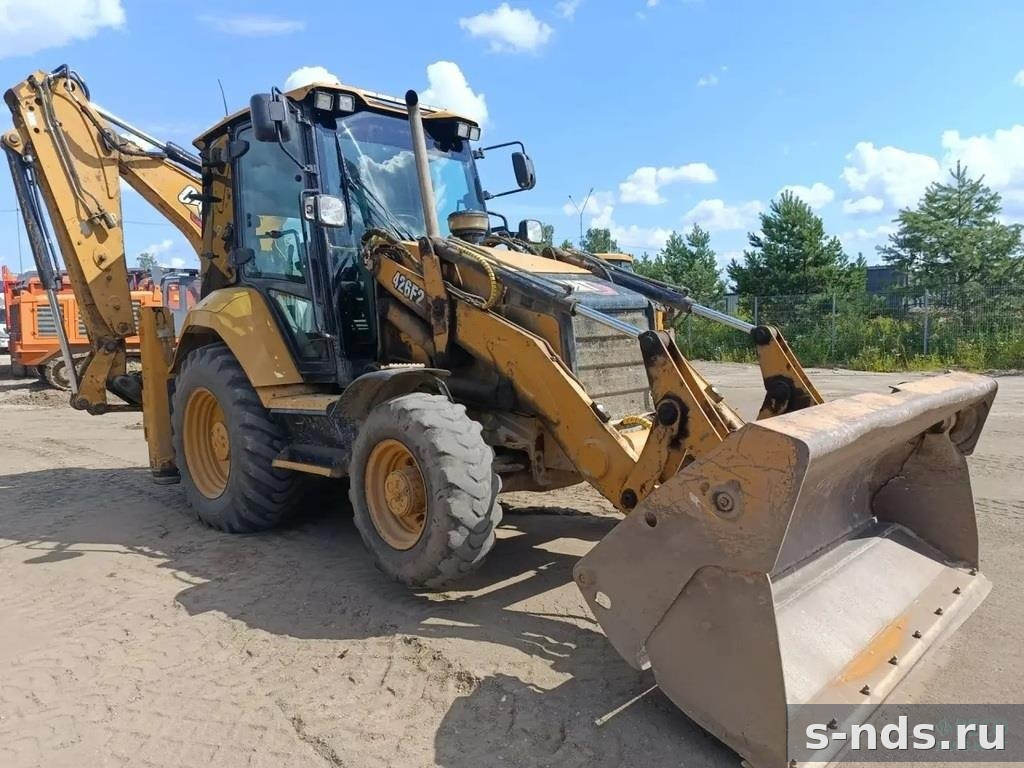 Экскаватор-погрузчик CATERPILLAR 426F2 2021г.
