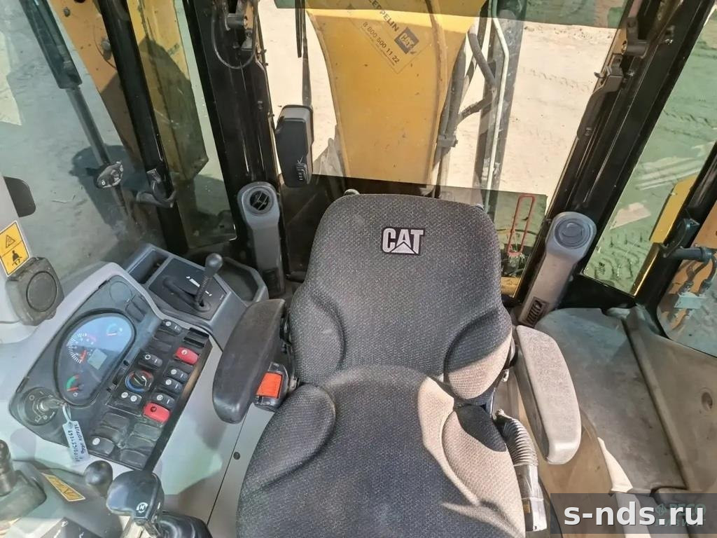 Экскаватор-погрузчик CATERPILLAR 426F2 2021г.