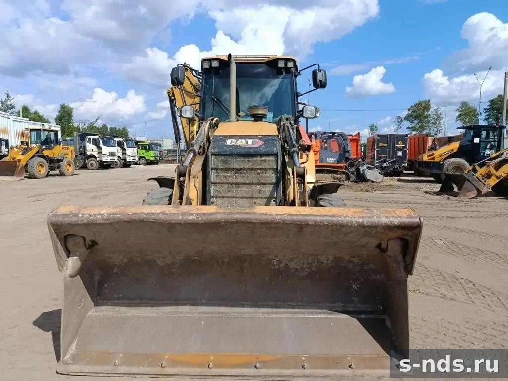 Экскаватор-погрузчик CATERPILLAR 426F2 2021г.