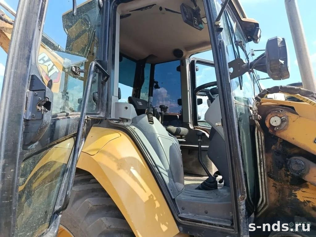 Экскаватор-погрузчик CATERPILLAR 426F2 2021г.