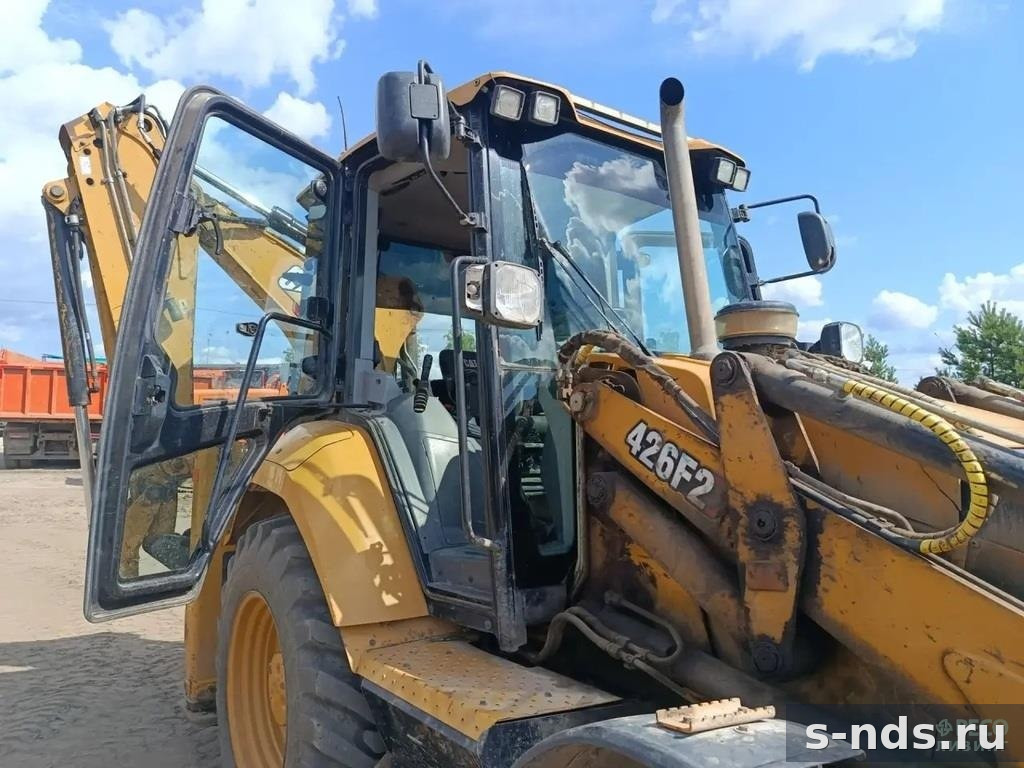 Экскаватор-погрузчик CATERPILLAR 426F2 2021г.