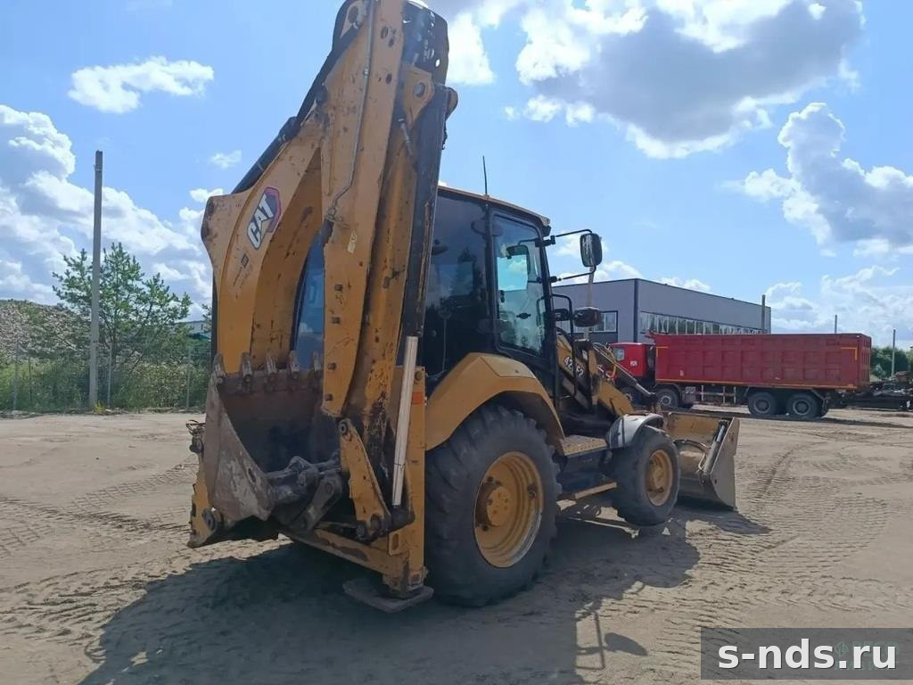 Экскаватор-погрузчик CATERPILLAR 426F2 2021г.