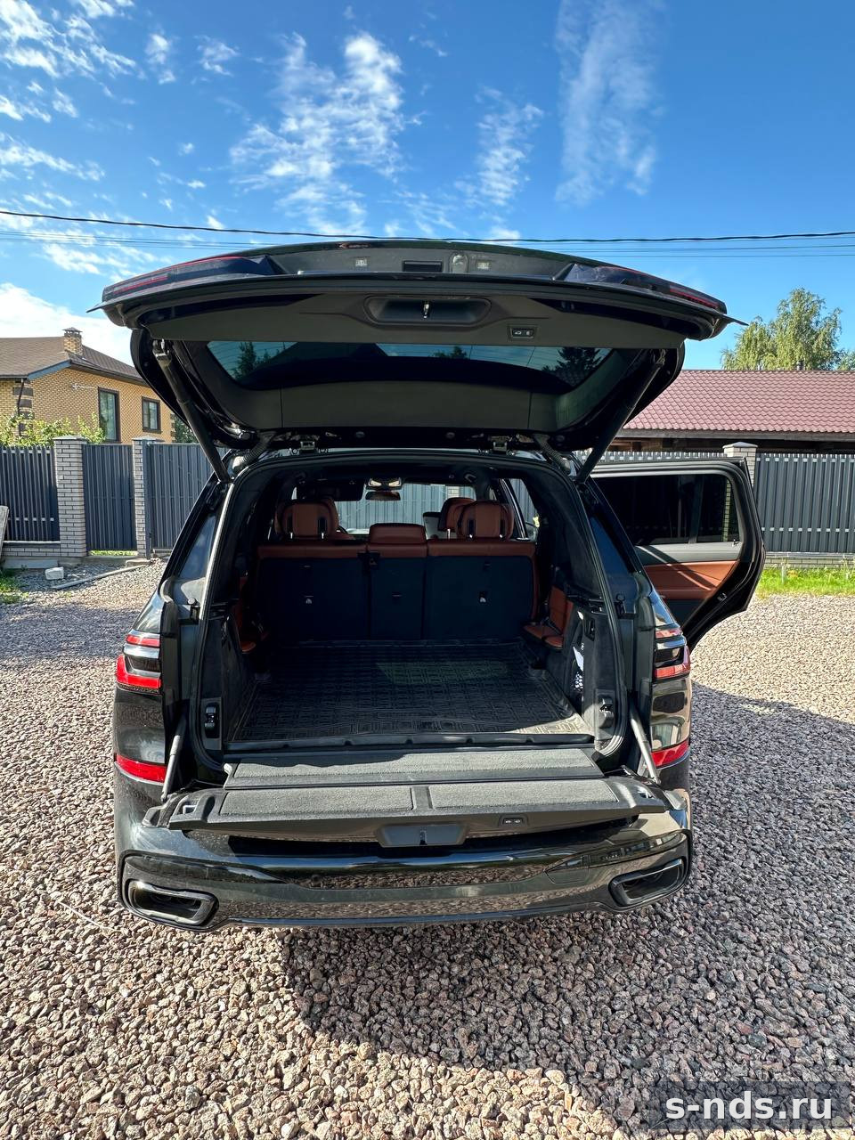 BMW X7 xDrive40I 2023г.