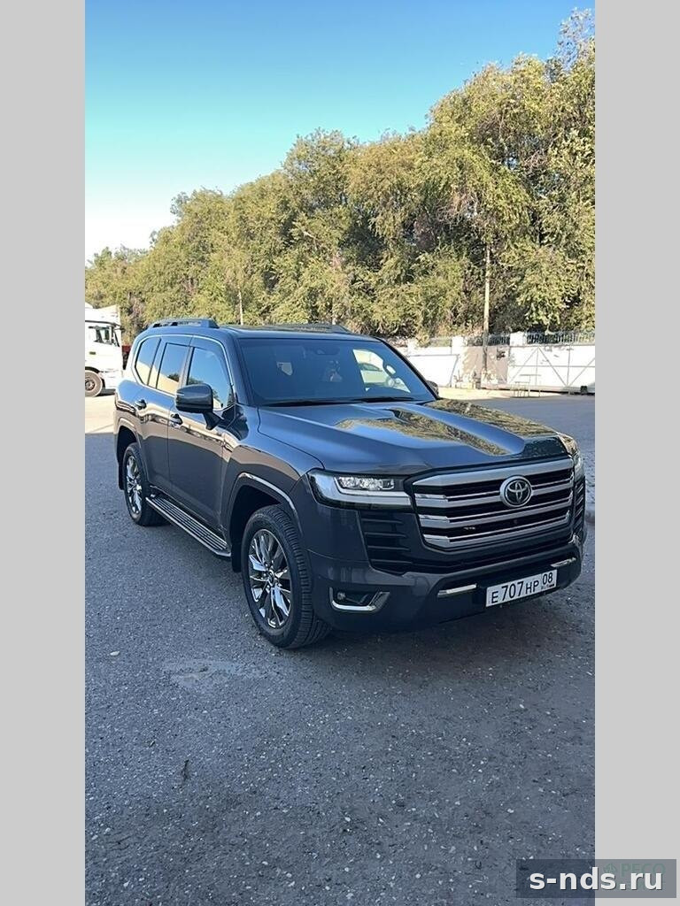 TOYOTA LAND CRUISER 300 2024г.