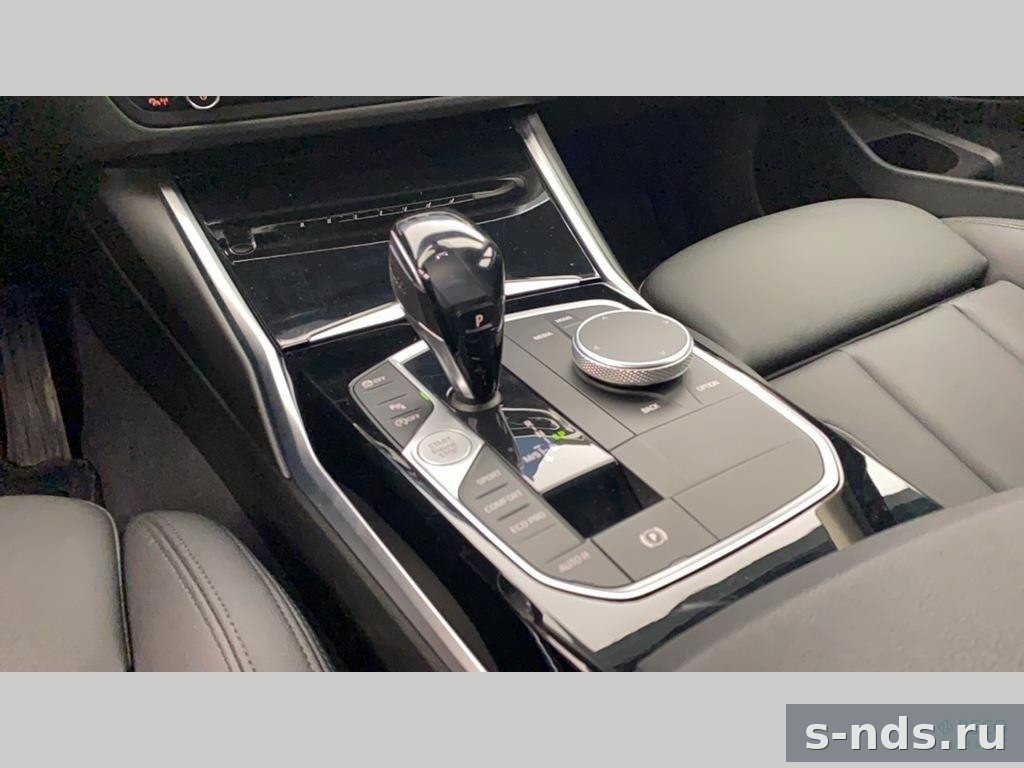 BMW 320I Sport line 2021г.