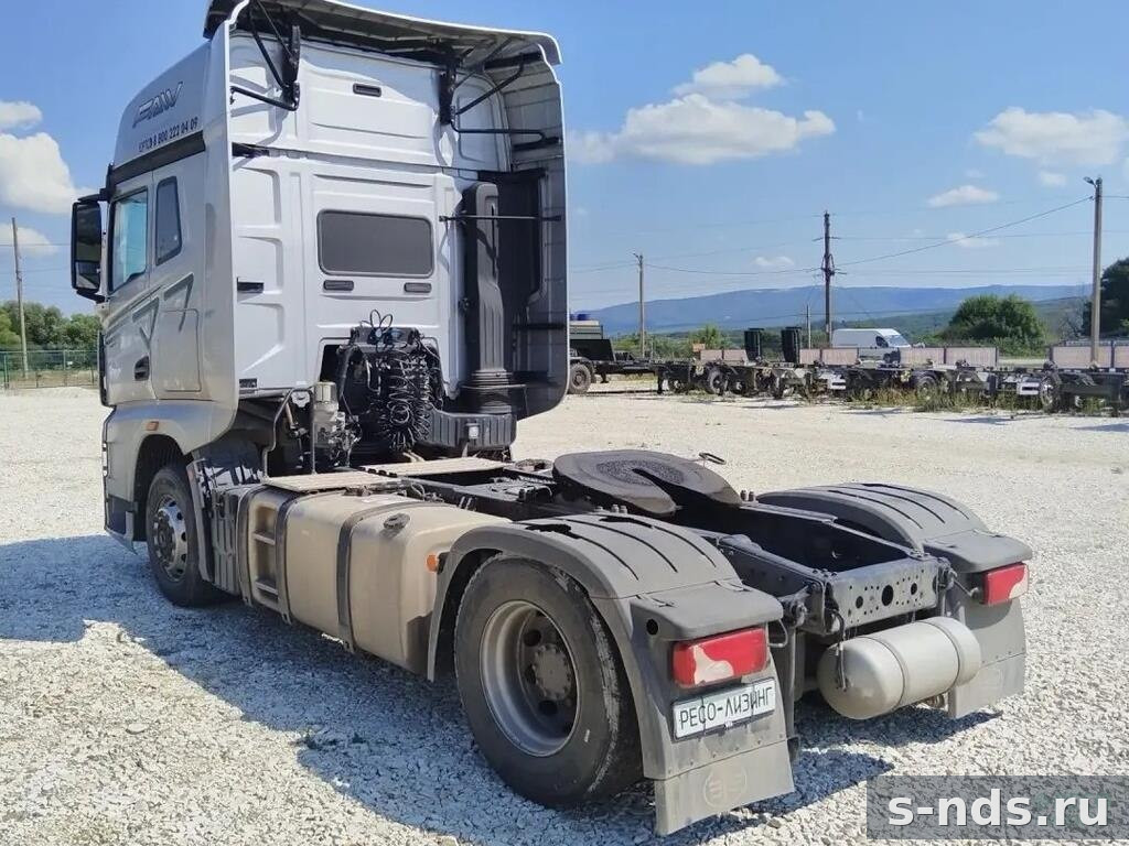 Тягач 4х2 FAW FAW J7 2023г.