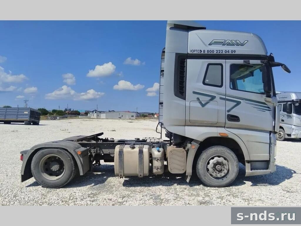 Тягач 4х2 FAW FAW J7 2023г.