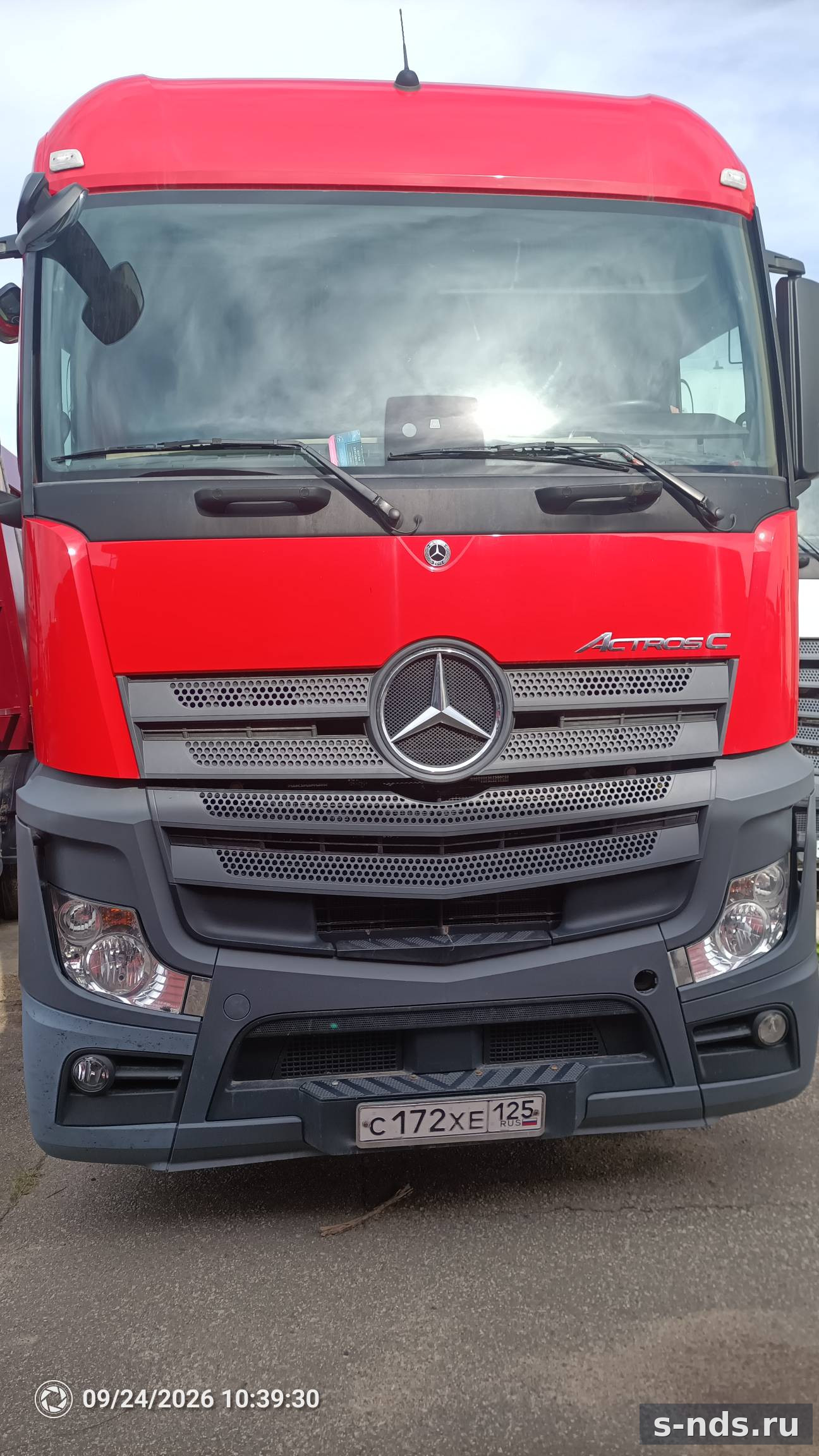MERCEDES-BENZ