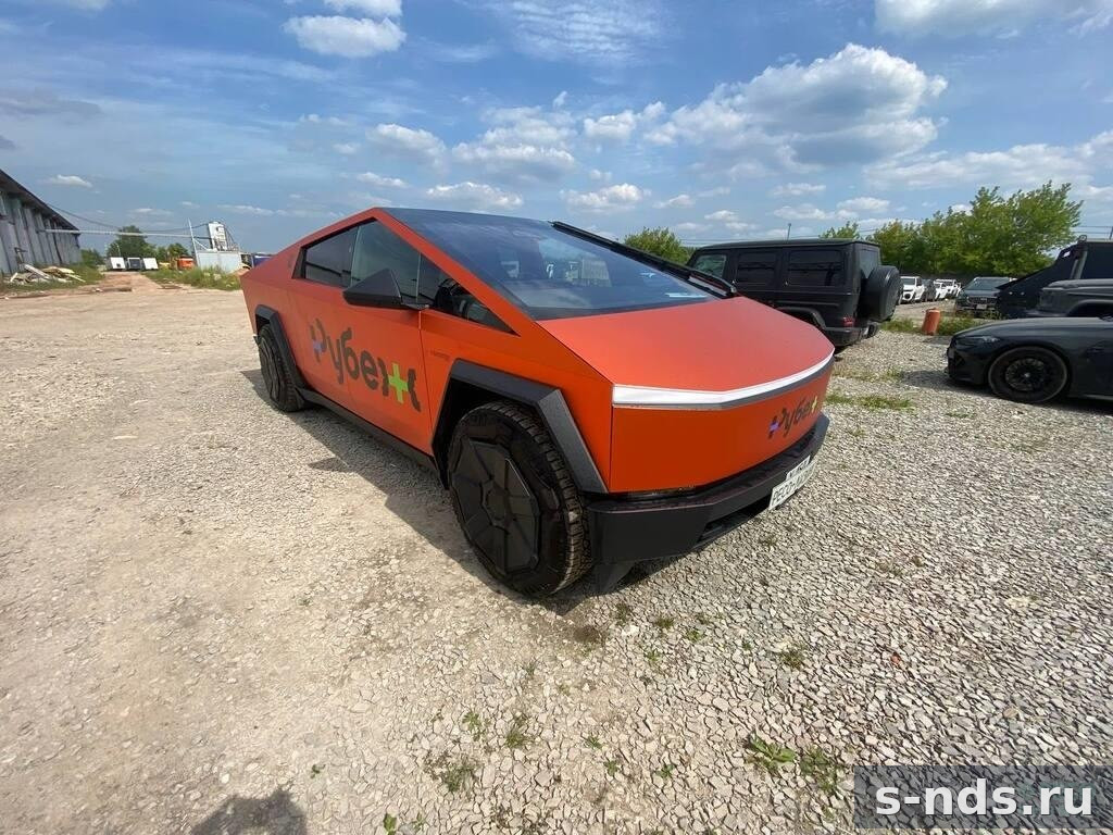 TESLA СYBERTRUCK 2024г.
