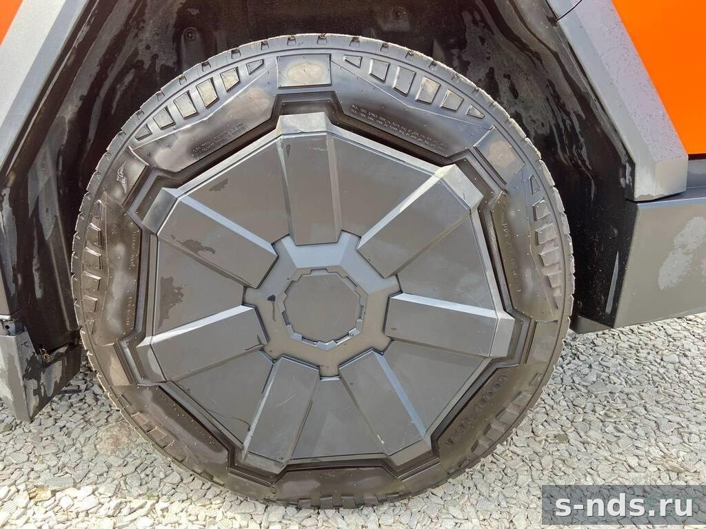 TESLA СYBERTRUCK 2024г.