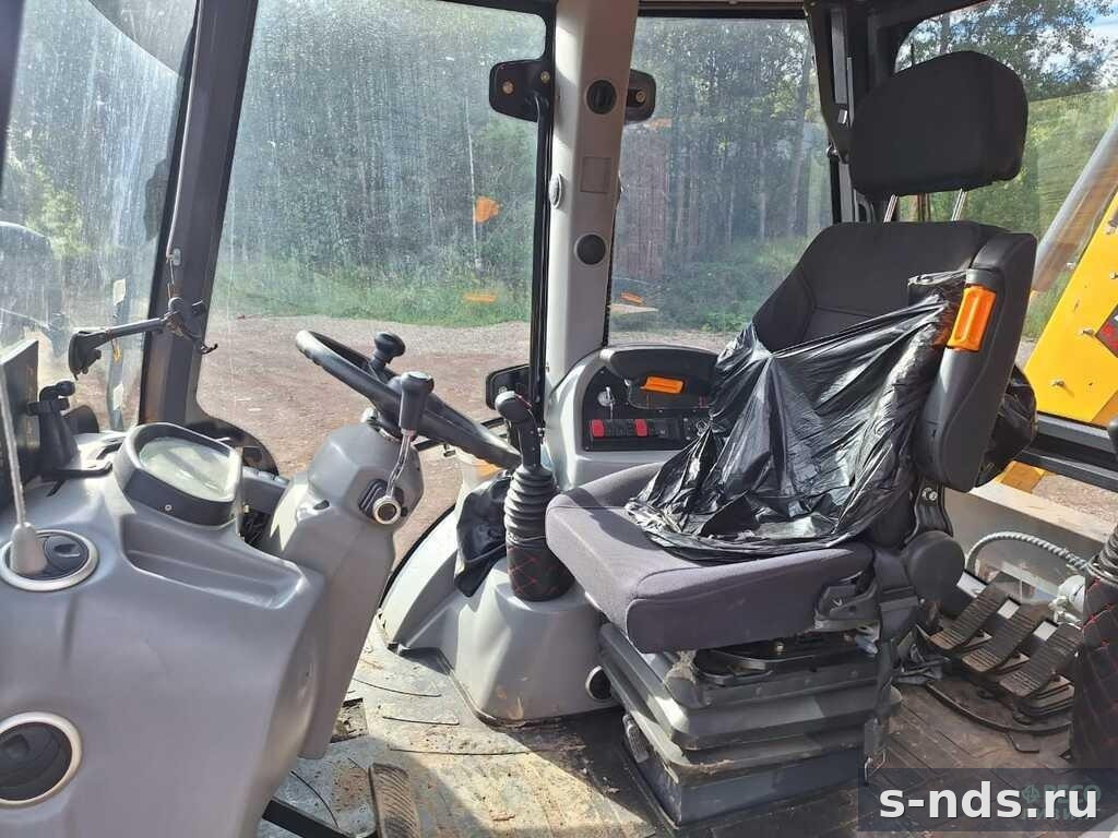 Экскаватор-погрузчик равно колёсный BULL 4SX-PLUS 2023г.