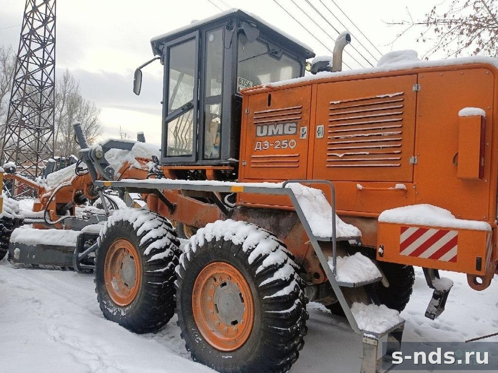 Автогрейдер СДМ ДЗ-250.00000-110 UMG 2024г.