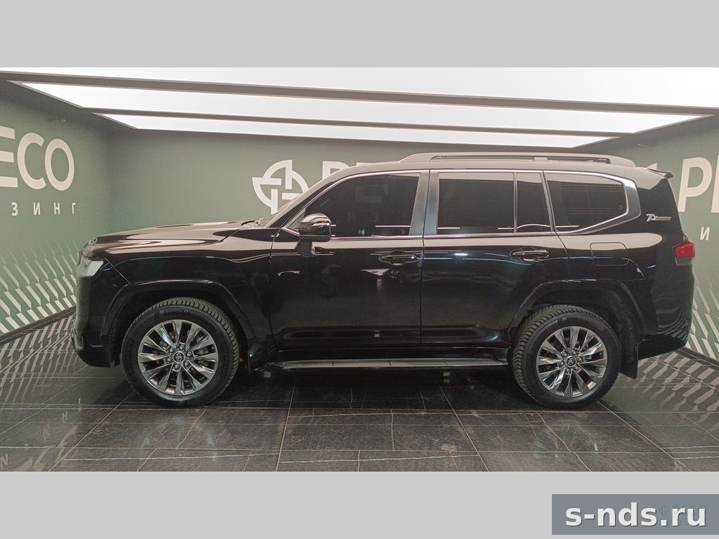 TOYOTA LAND CRUISER 300 2021г.