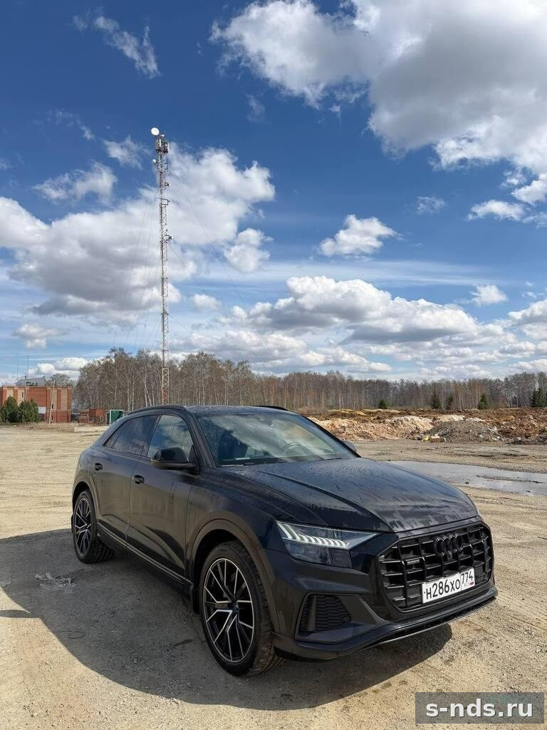 AUDI Q8  45 TDI tiptronic quattro Sport 2022г.