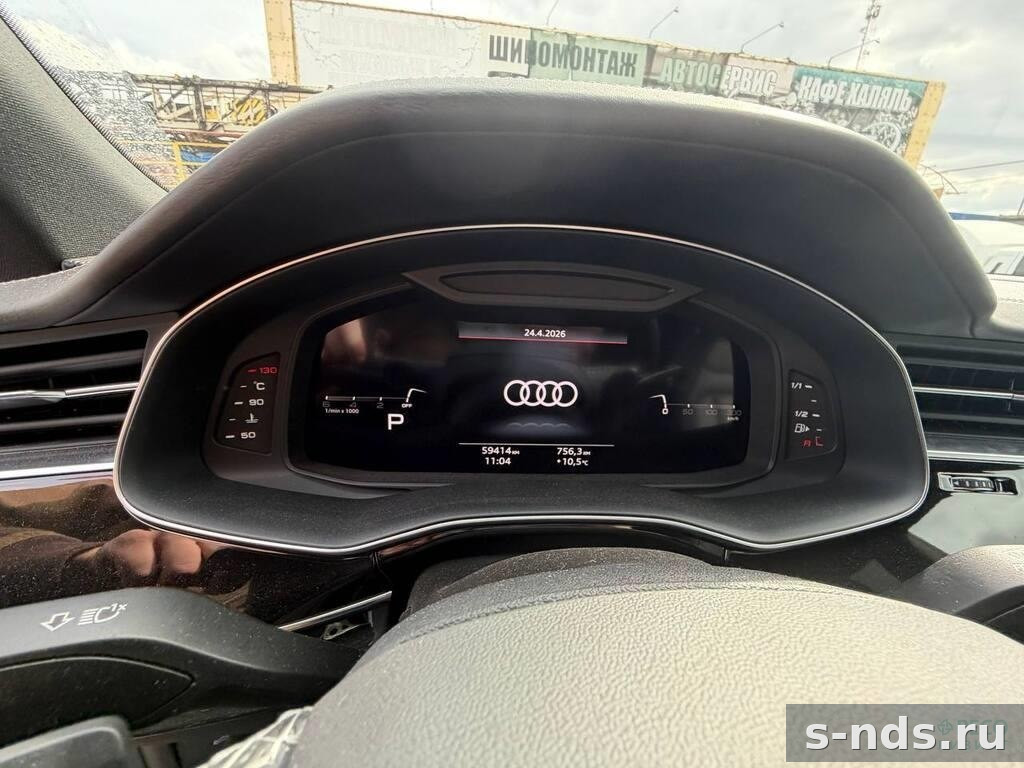 AUDI Q8  45 TDI tiptronic quattro Sport 2022г.