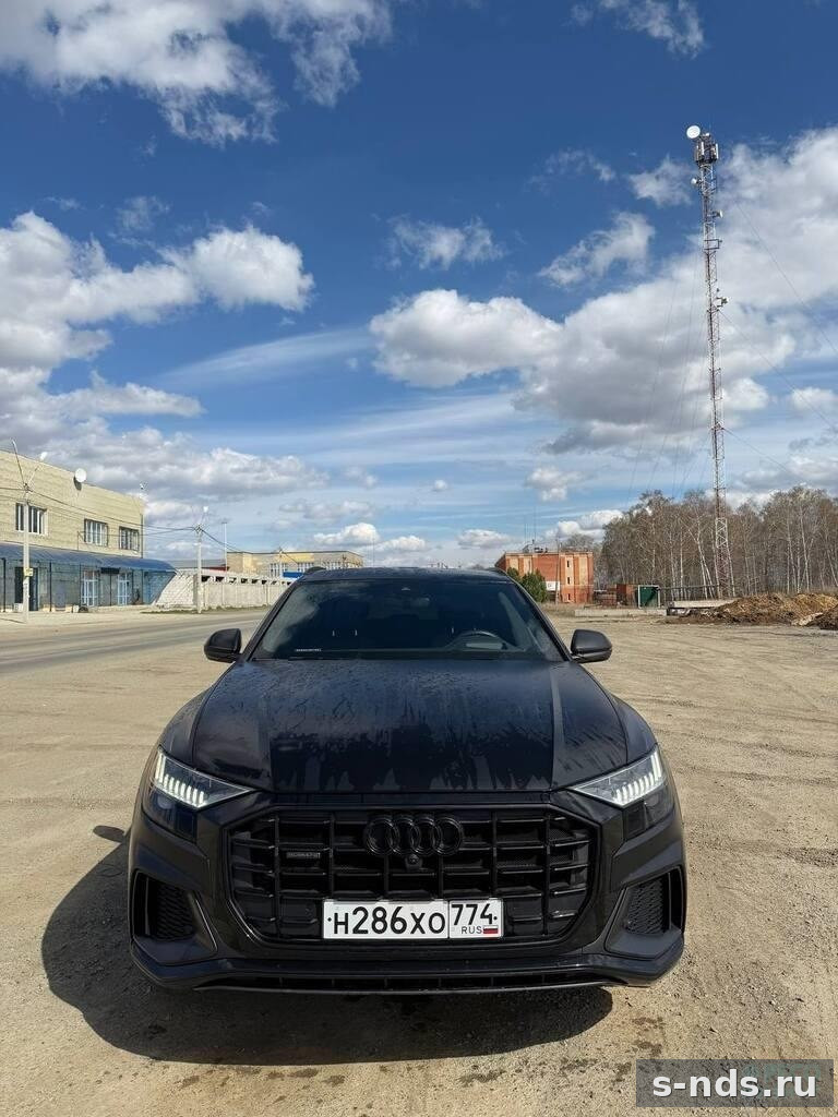 AUDI Q8  45 TDI tiptronic quattro Sport 2022г.