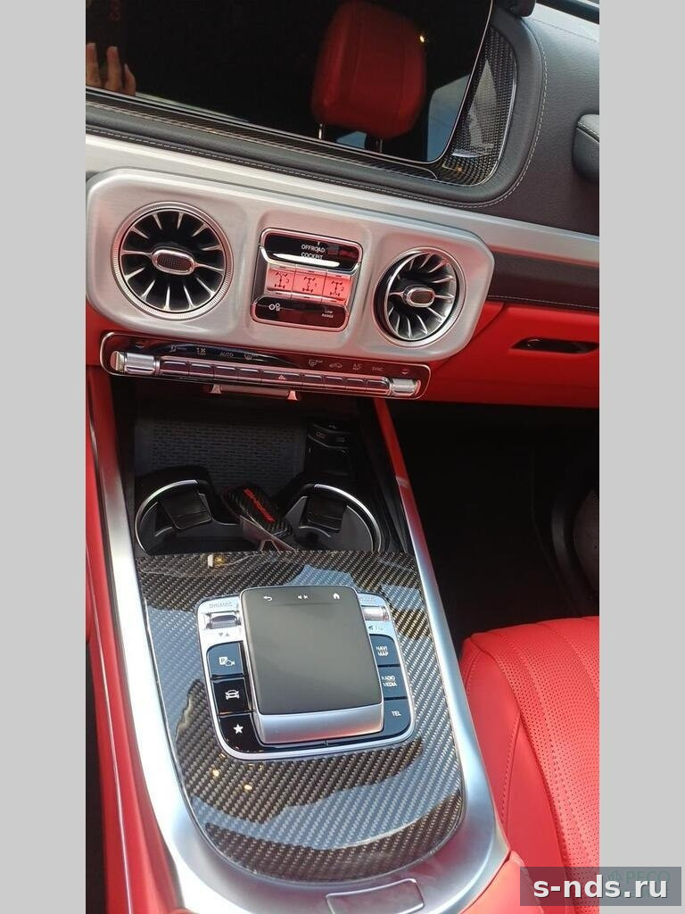 MERCEDES-BENZ G63 2025г.