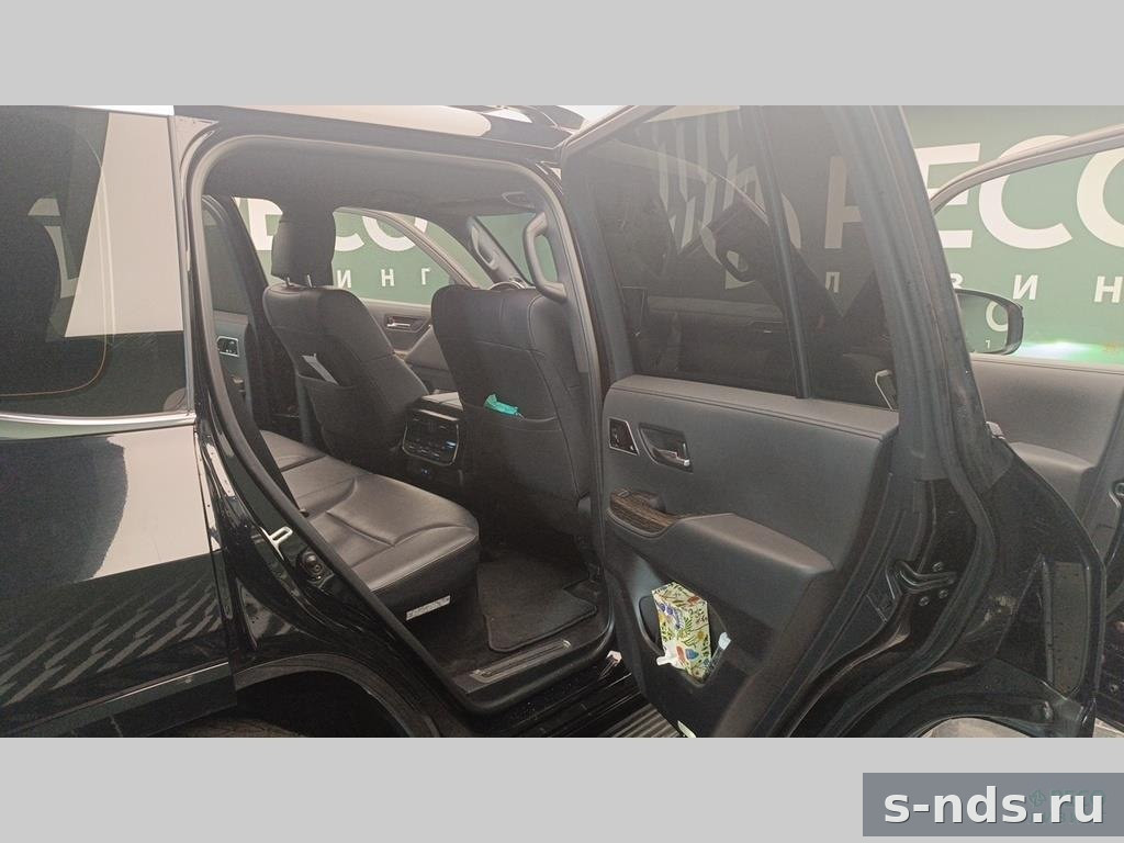 TOYOTA LAND CRUISER 300 2022г.