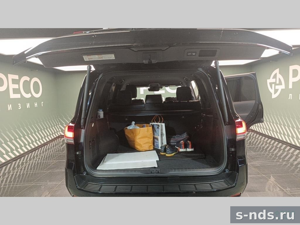 TOYOTA LAND CRUISER 300 2022г.