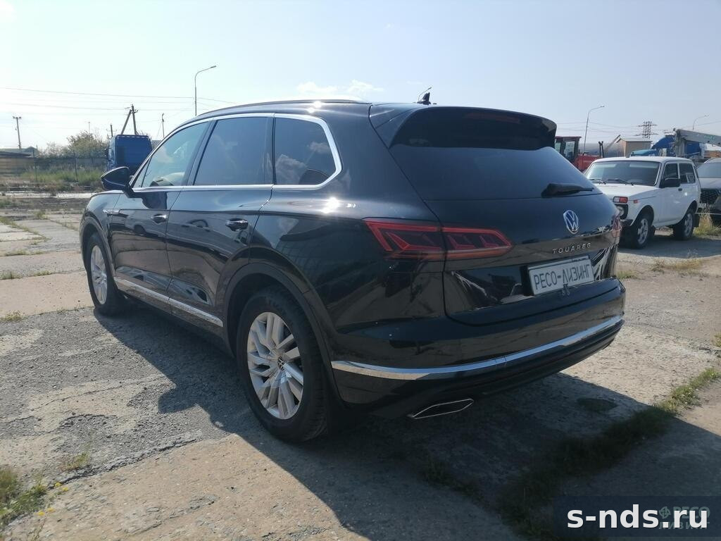 VOLKSWAGEN Touareg 2021г.
