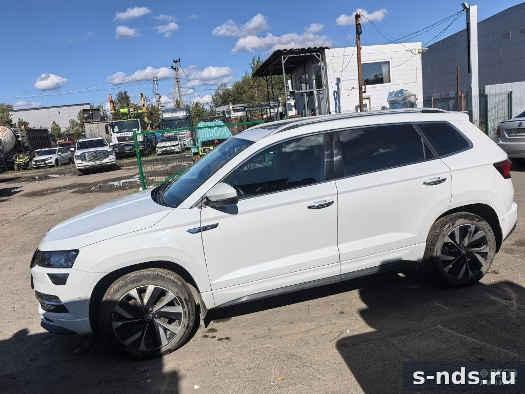 SKODA Karoq 2023г.