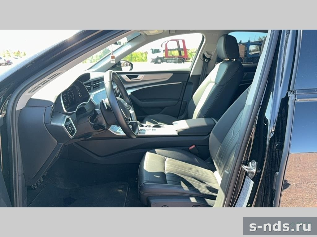 AUDI A6 Limousine 45 TFSI S tronic quattro Advance 2022г.