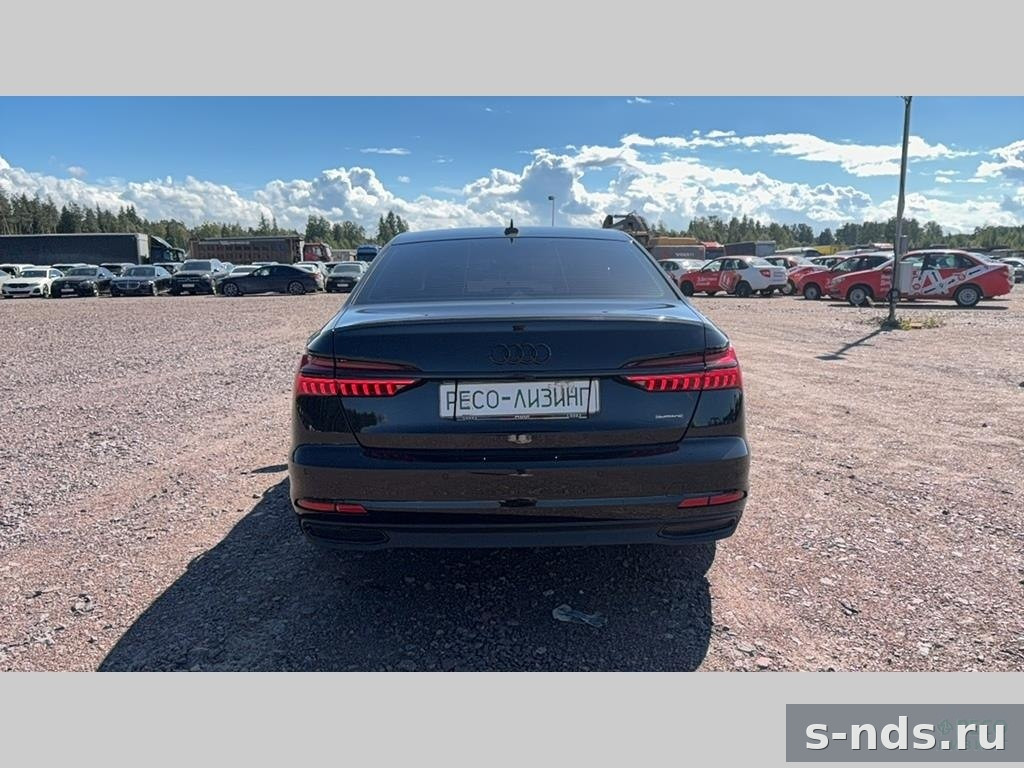AUDI A6 Limousine 45 TFSI S tronic quattro Advance 2022г.