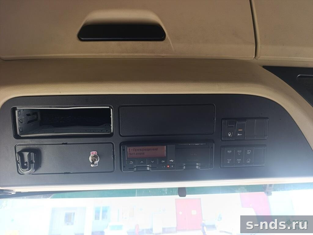 Тягач 4х2 SHACMAN SX4188YY381 2022г.