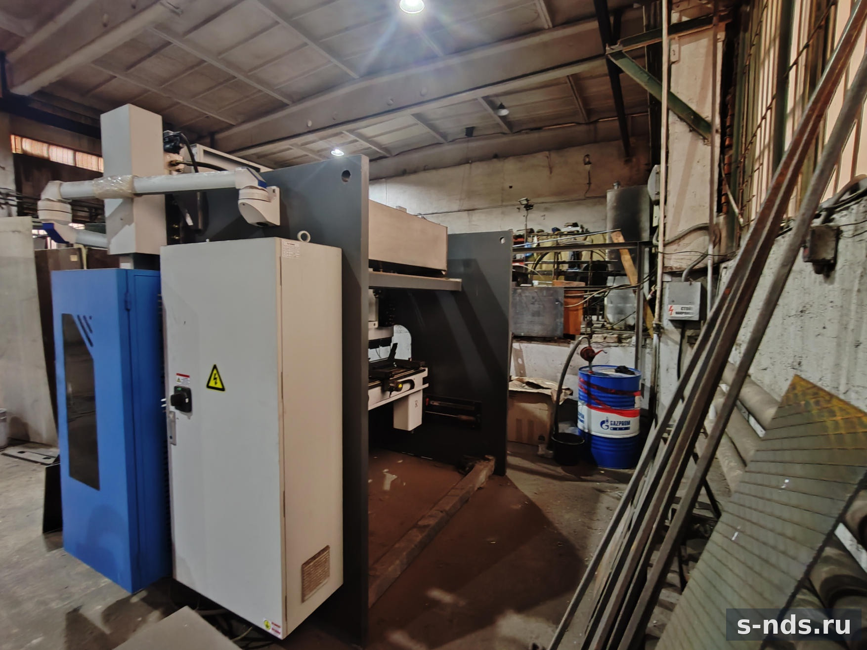 Гидравлический листогибочный пресс с ЧПУ HPB-P 100/2500