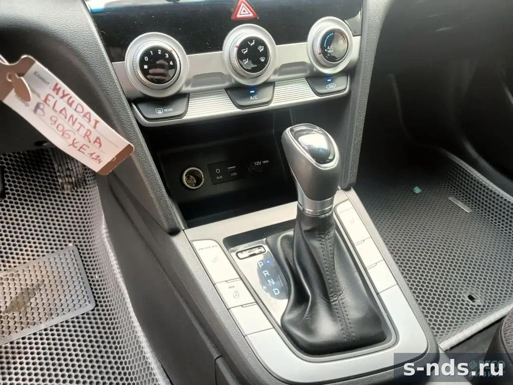 HYUNDAI ELANTRA 2020г.