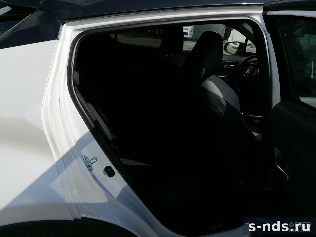 TOYOTA C-HR GR SPORT 2.0 HYBRID