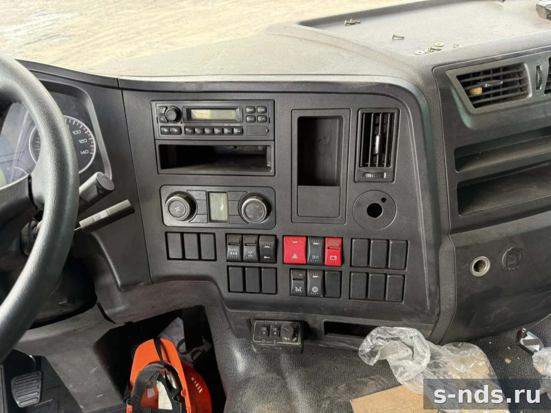 Самосвал SHACMAN SX33186W366C 2023г.