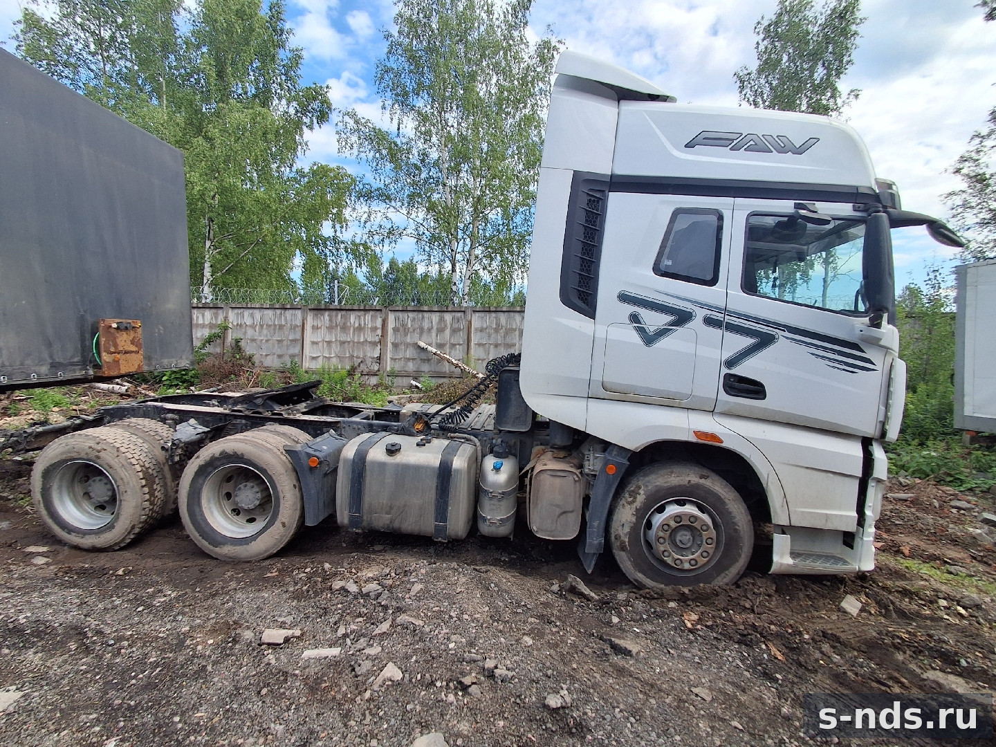 Тягач FAW CA4250P77K25T1E5 2023г.