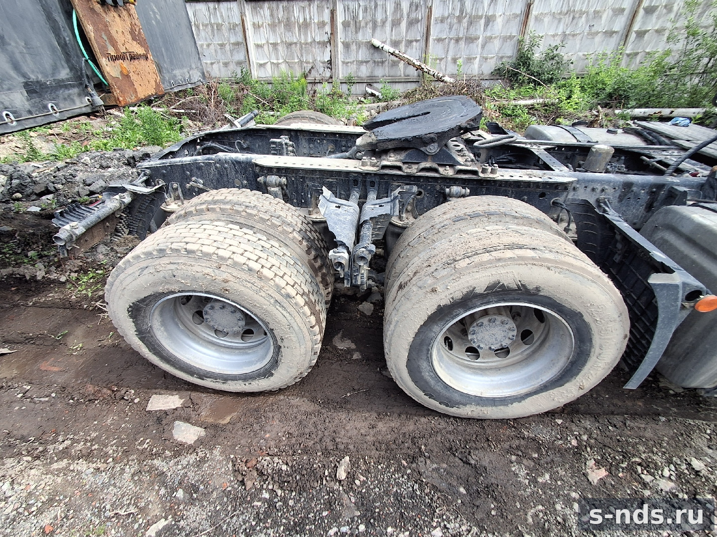 Тягач FAW CA4250P77K25T1E5 2023г.