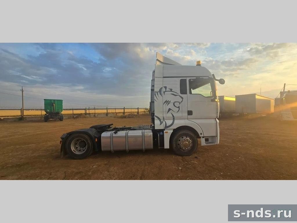 Тягач 4х2 SITRAK CH7 с ADR (Полумакс) 2023г.