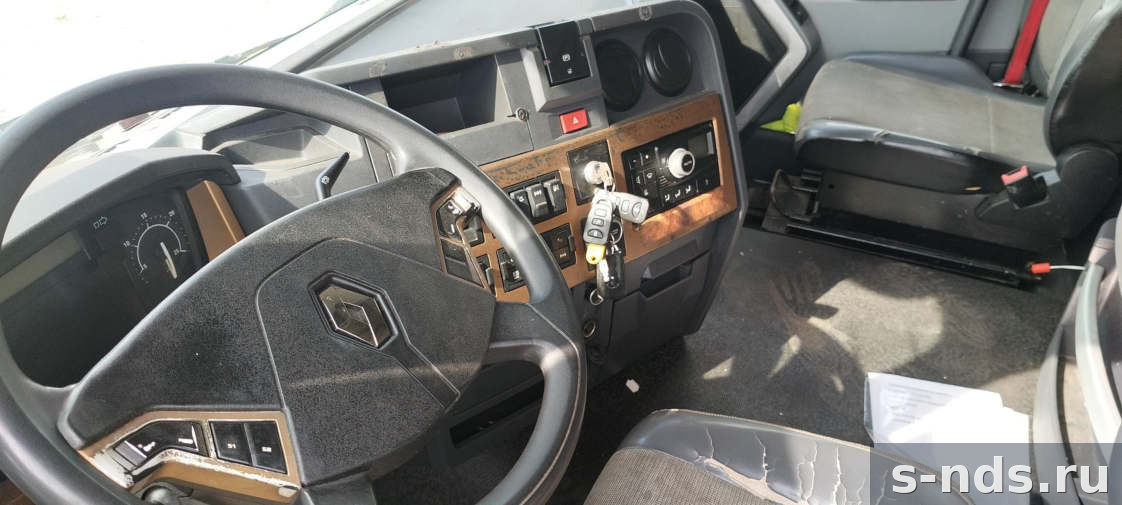 ТЯГАЧ СЕДЕЛЬНЫЙ RENAULT T 4Х2 2018г.