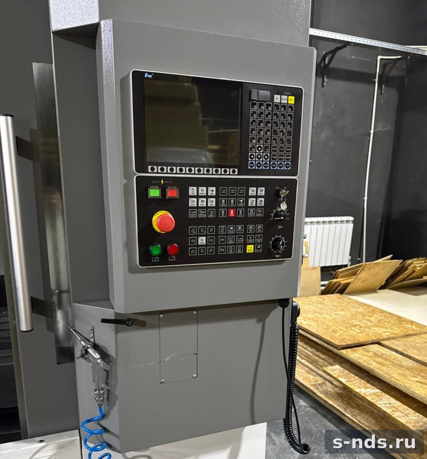 VDLS-850 Вертикальный обрабатывающий центр с ЧПУ HCNC 808Di (12 000об/мин)