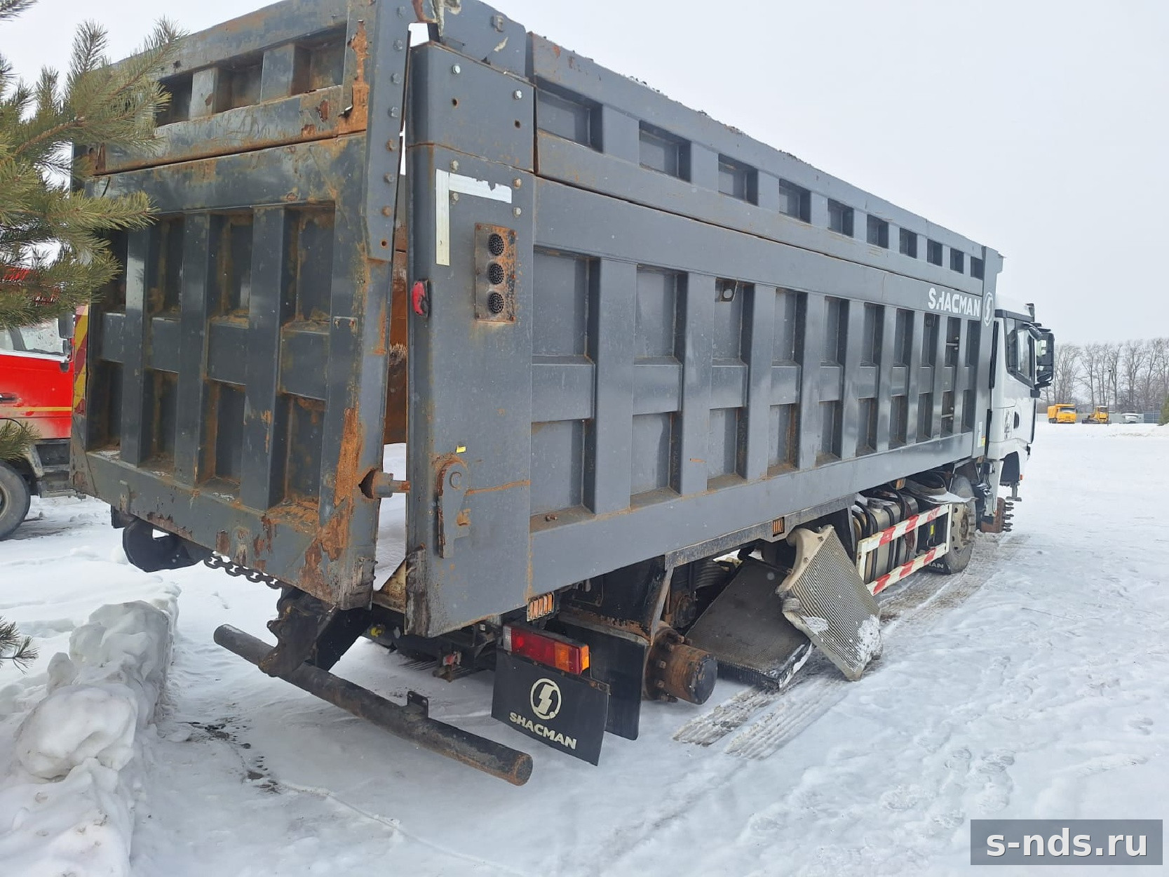 Самосвал SHACMAN SX33186V366 8х4 2022г.