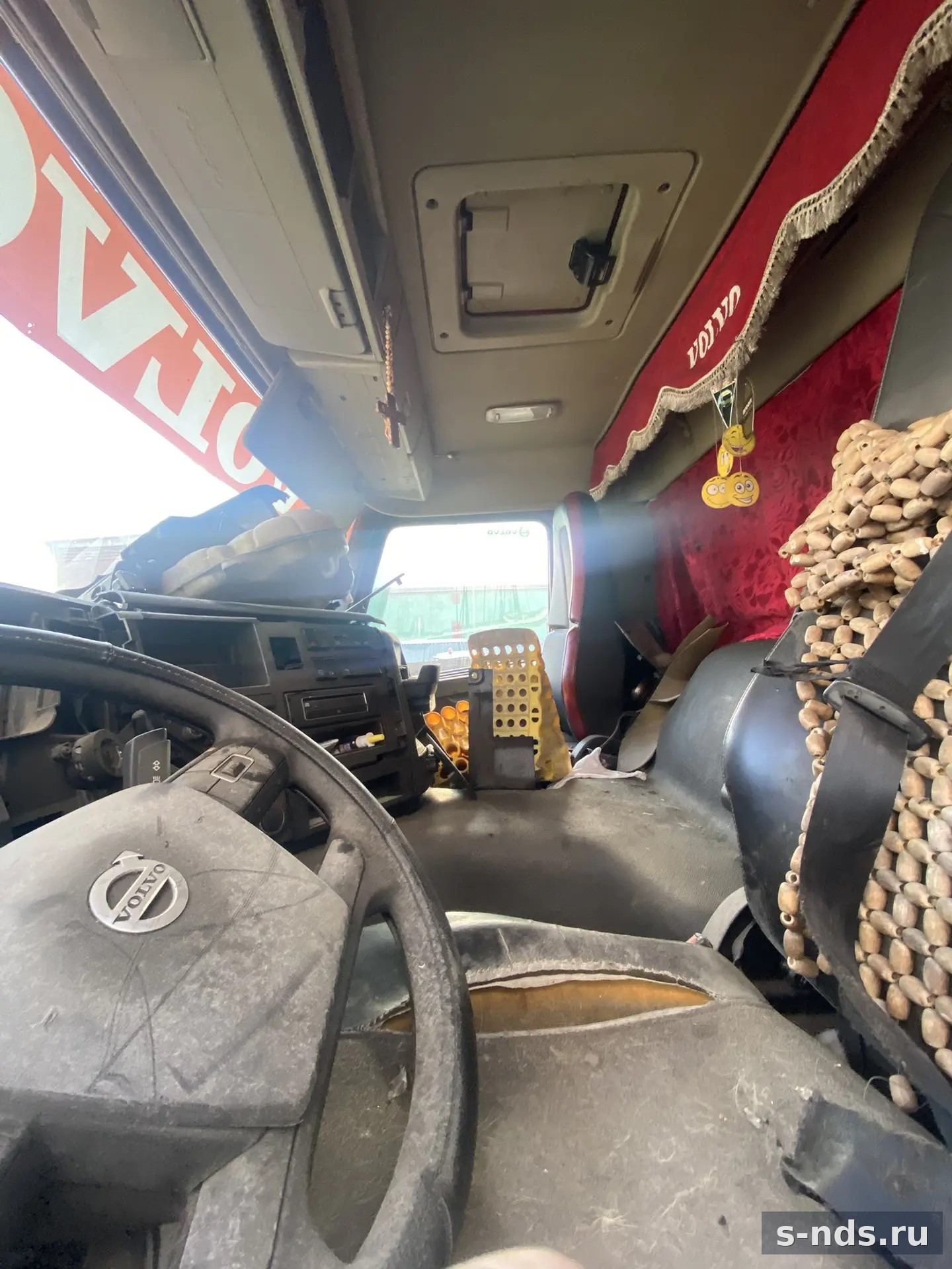 Самосвал VOLVO FM-TRUCK 8x4 (8630) 2017г.