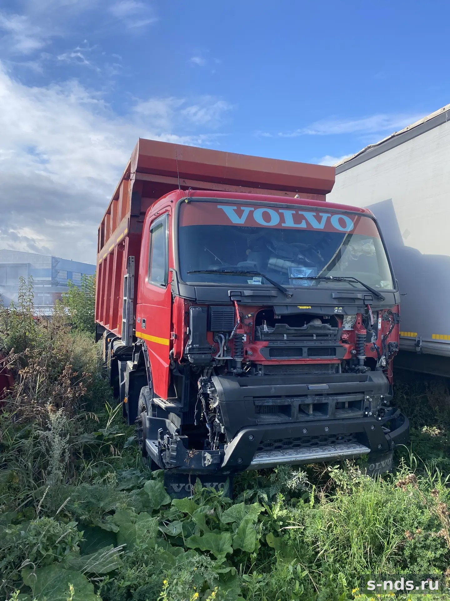 Самосвал VOLVO FM-TRUCK 8x4 (8630) 2017г.