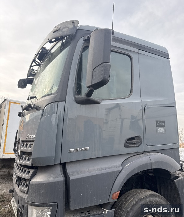 Тягач Mercedes-Benz Arocs 2022г.