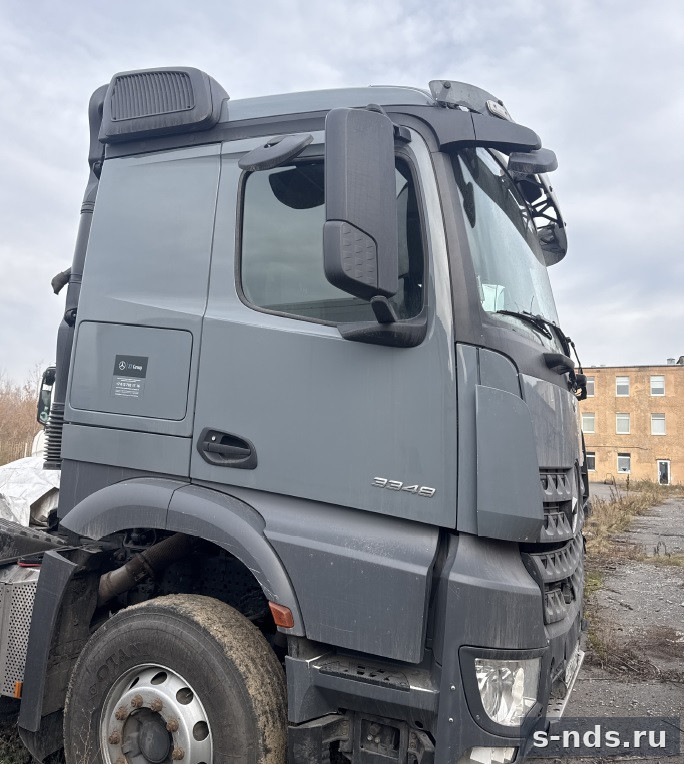 Тягач Mercedes-Benz Arocs 2022г.