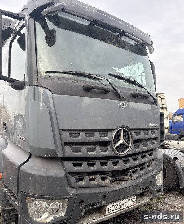 Тягач Mercedes-Benz Arocs 2022г.